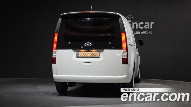 Hyundai Staria Cargo 3-Seater Smart 2022 — фото 4