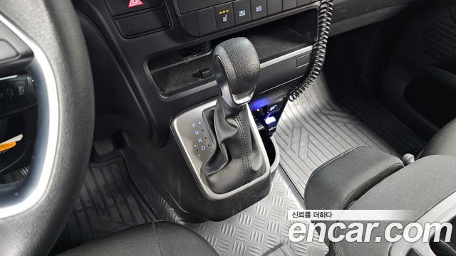 Hyundai Staria Cargo 3-Seater Smart 2022 — фото 9