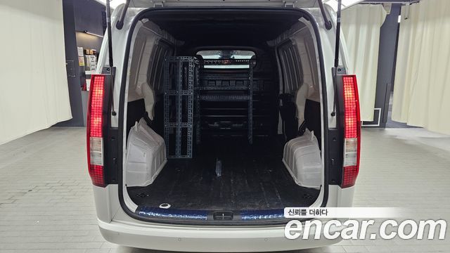 Hyundai Staria Cargo 3-Seater Smart 2022 — фото 16