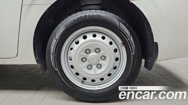 Hyundai Staria Cargo 3-Seater Smart 2022 — фото 21