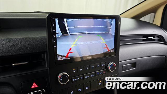 Hyundai Staria L3.5 Tourer 9-Seater Modern 2025 — фото 11