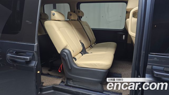 Hyundai Staria L3.5 Tourer 9-Seater Modern 2025 — фото 14