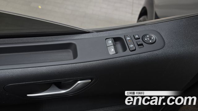 Hyundai Staria L3.5 Tourer 9-Seater Modern 2025 — фото 19