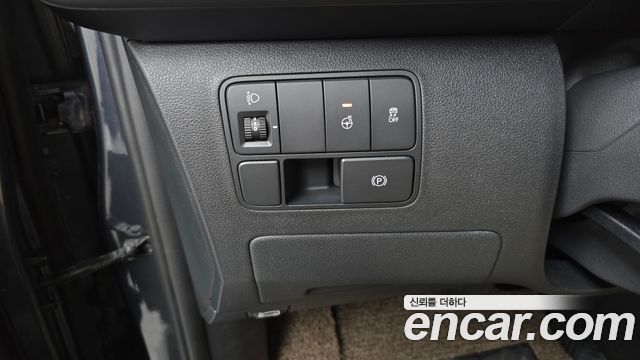 Hyundai Staria L3.5 Tourer 9-Seater Modern 2025 — фото 20