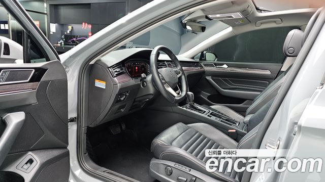Volkswagen Passat GT (B8) 2.0 TDI 4Motion Prestige 2022 — фото 10