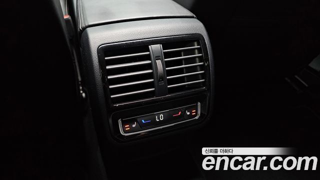 Volkswagen Passat GT (B8) 2.0 TDI 4Motion Prestige 2022 — фото 32