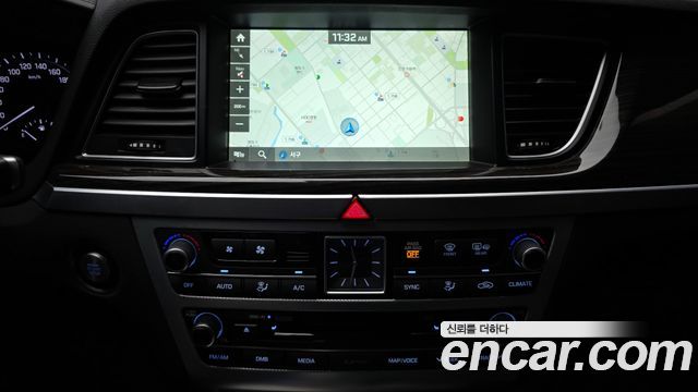 Genesis G80 3.3 GDI Premium Luxury 2017 — фото 14