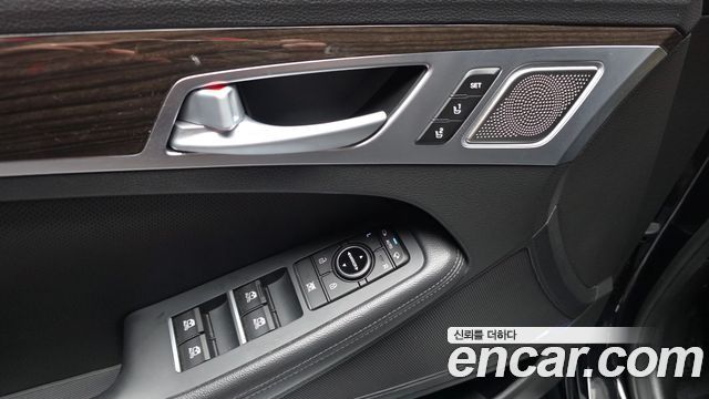 Genesis G80 3.3 GDI Premium Luxury 2017 — фото 30