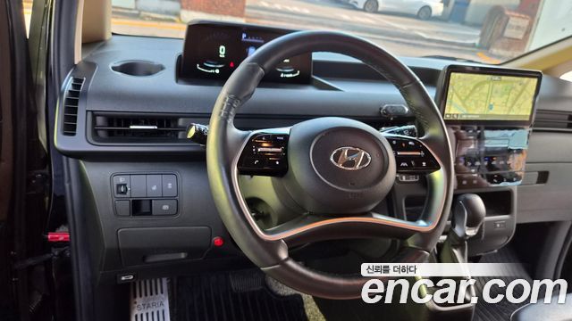 Hyundai Staria L3.5 Tourer 9-Seater Modern 2023 — фото 6