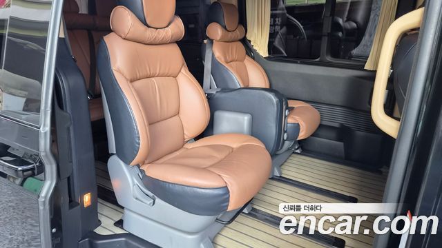 Hyundai Staria L3.5 Tourer 9-Seater Modern 2023 — фото 19