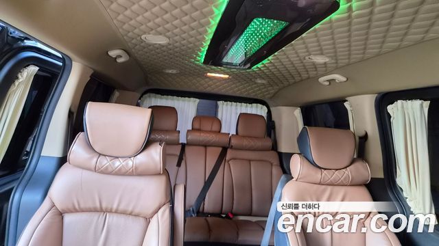 Hyundai Staria L3.5 Tourer 9-Seater Modern 2023 — фото 20