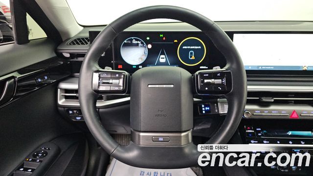 Hyundai Grandeur (GN7) 2,5 Gasoline 2WD Exclusive 2023 — фото 14