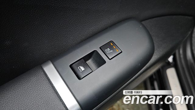 Hyundai Grandeur (GN7) 2,5 Gasoline 2WD Exclusive 2023 — фото 19