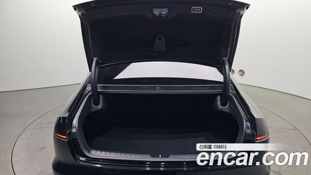 Hyundai Grandeur (GN7) 2,5 Gasoline 2WD Exclusive 2023 — фото 20