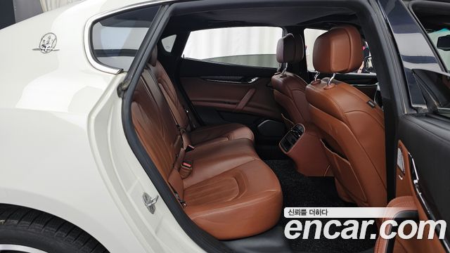 Maserati Quattroporte S Q4 3.0 V6 2014 — фото 12
