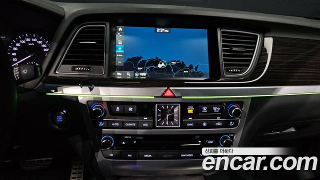 Genesis G80 3.3 GDI AWD Prestige 2018 — фото 16