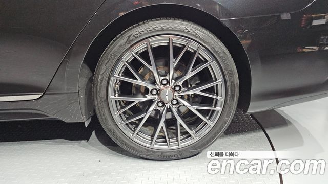 Genesis G80 3.3 GDI AWD Prestige 2018 — фото 21