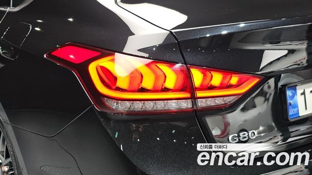 Genesis G80 3.3 GDI AWD Prestige 2018 — фото 23