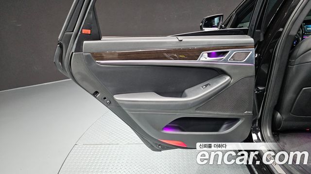 Genesis G80 3.3 GDI AWD Prestige 2018 — фото 25