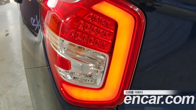 KG Mobility (SsangYong) Tivoli Air 1.6 IX 2WD 2017 — фото 23
