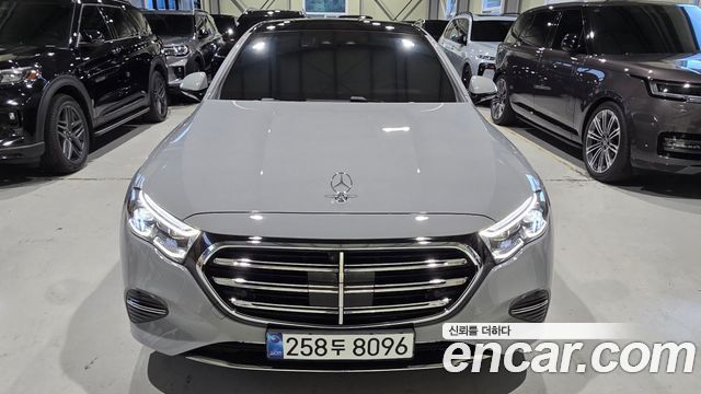 Mercedes-Benz E-Class (W214) E450 4MATIC Exclusive