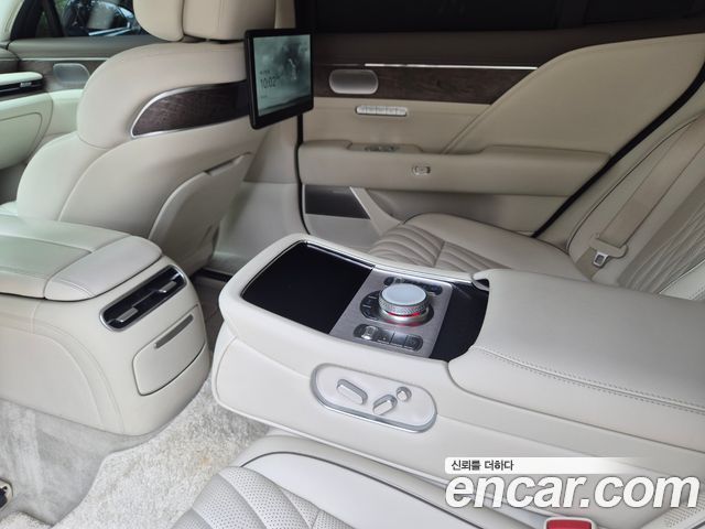 Genesis G90 (RS4) Gasoline 3.5 Turbo AWD 2022 — фото 9