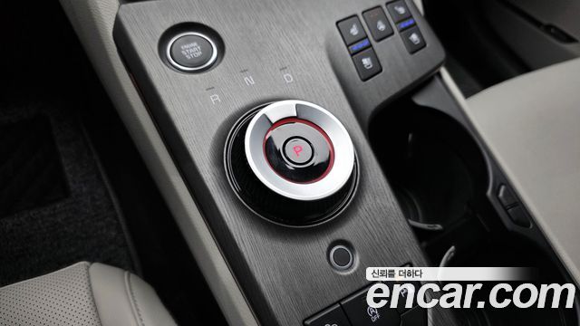 Kia Sportage (V) Gasoline 1.6 Turbo 2WD Signature X Line 2025 — фото 9