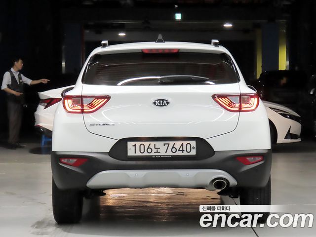 Kia Stonic 1.4 Trendy 2019 — фото 3