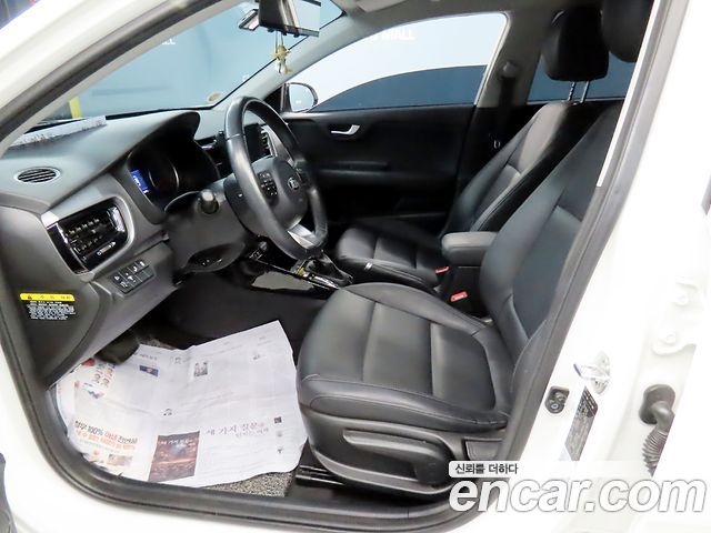 Kia Stonic 1.4 Trendy 2019 — фото 6