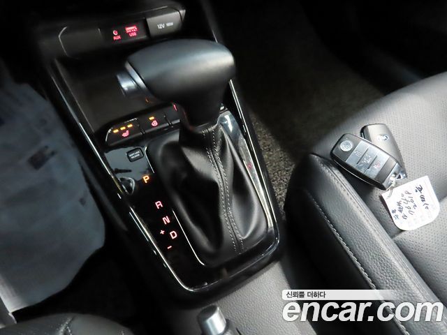 Kia Stonic 1.4 Trendy 2019 — фото 17