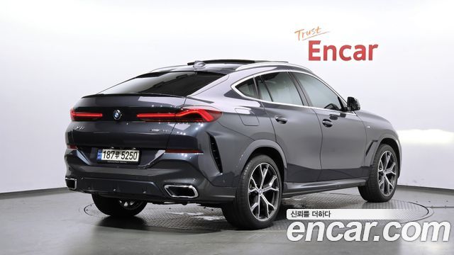 BMW X6 (G06) xDrive40i M Sport 2021 — фото 2