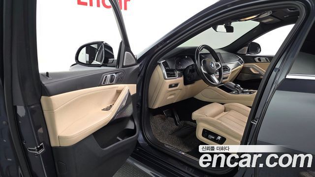 BMW X6 (G06) xDrive40i M Sport 2021 — фото 10
