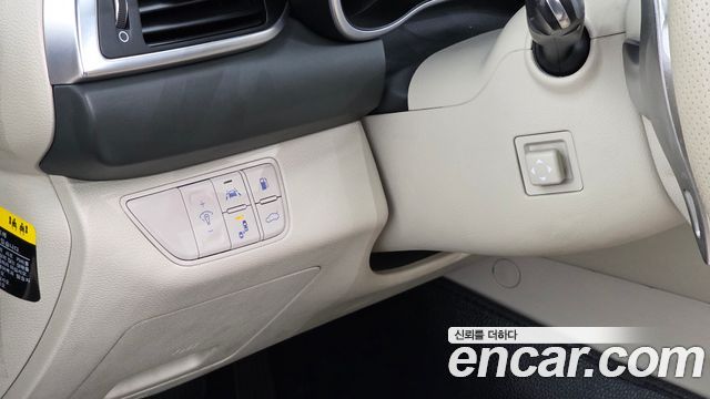 Genesis G70 2.2D AWD Supreme 2018 — фото 15