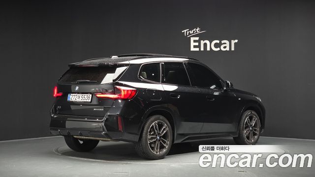 BMW X1 (U11) xDrive 20i M Sport 2025 — фото 2