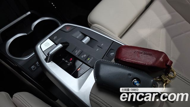 BMW X1 (U11) xDrive 20i M Sport 2025 — фото 9