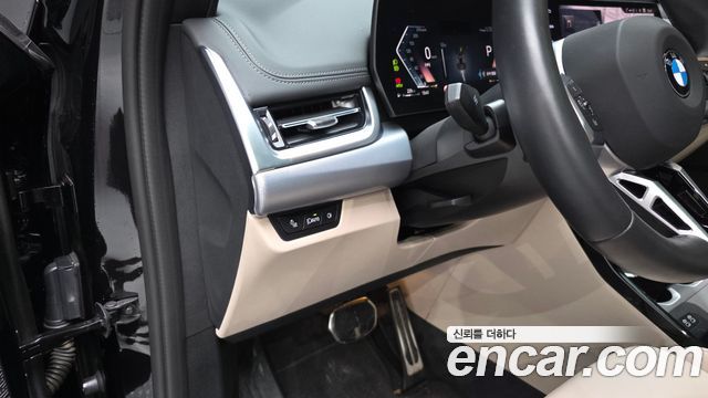 BMW X1 (U11) xDrive 20i M Sport 2025 — фото 17