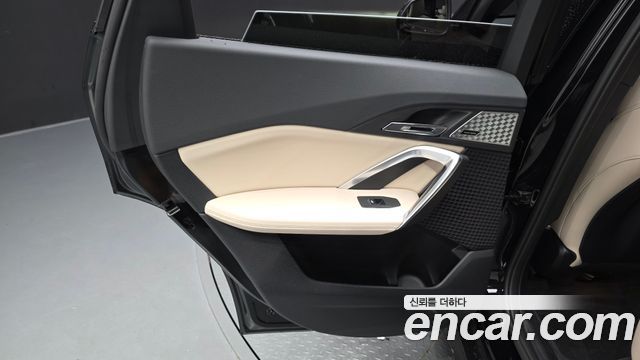 BMW X1 (U11) xDrive 20i M Sport 2025 — фото 31