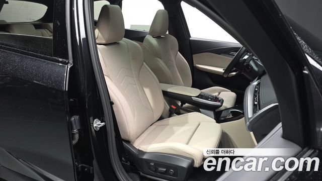 BMW X1 (U11) xDrive 20i M Sport 2025 — фото 32