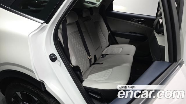 Kia Sportage (V) Gasoline 1.6 Turbo 2WD Signature 2026 — фото 12
