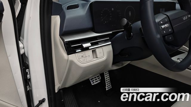 Kia Sportage (V) Gasoline 1.6 Turbo 2WD Signature 2026 — фото 13