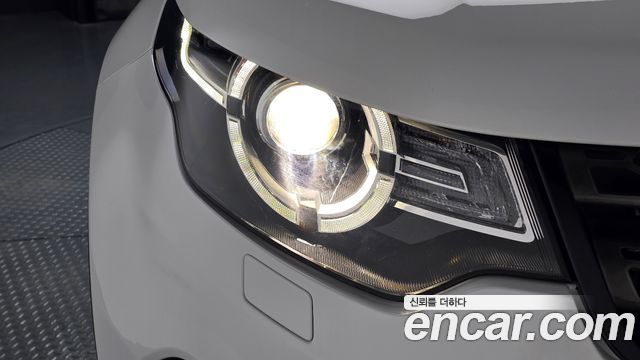 Land Rover Discovery Sport 2.0 TD4 SE 2018 — фото 22
