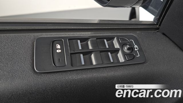 Land Rover Discovery Sport 2.0 TD4 SE 2018 — фото 28