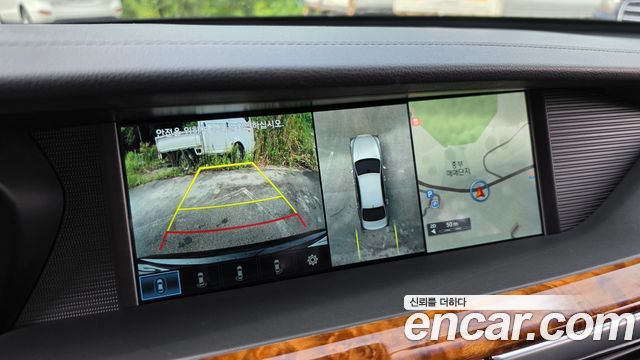 Genesis EQ900 3.3 T-GDI AWD Premiun Luxury 2016 — фото 14