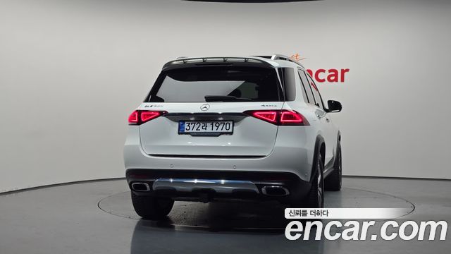 Mercedes-Benz GLE-Class (W167) GLE350 4MATIC 2021 — фото 4