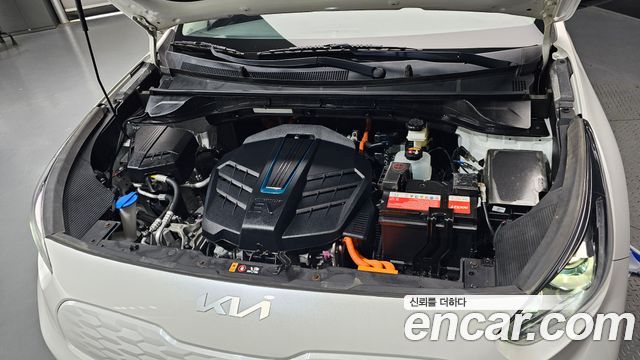 Kia Niro Plus Earth 2023 — фото 6