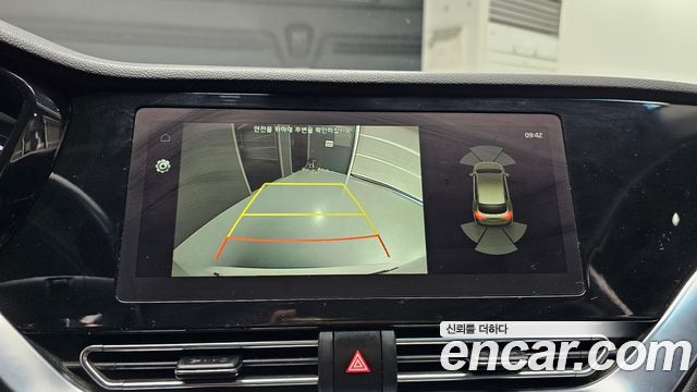 Kia Niro Plus Earth 2023 — фото 15
