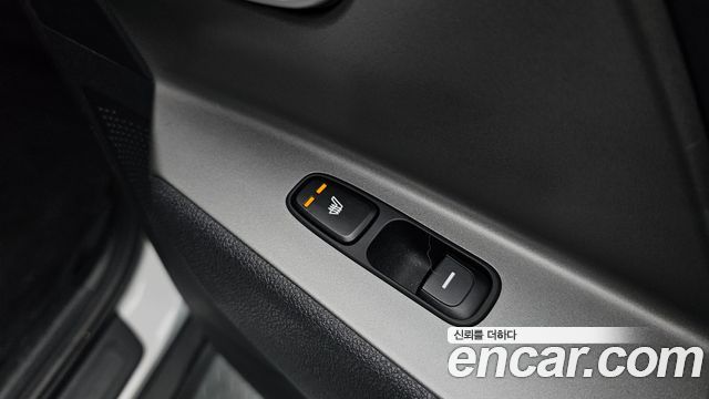 Kia Niro Plus Earth 2023 — фото 19