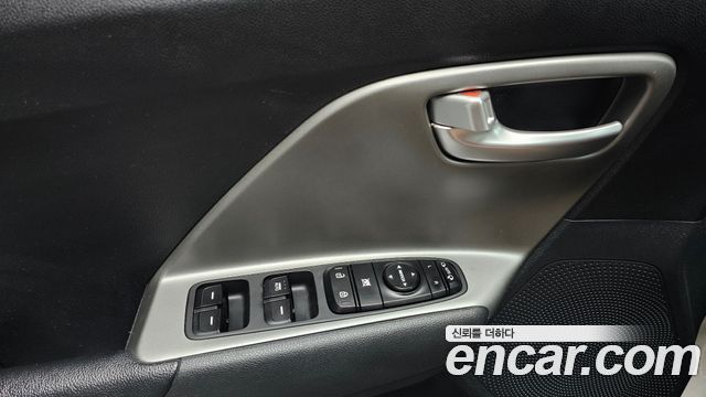 Kia Niro Plus Earth 2023 — фото 28