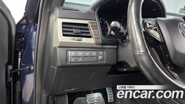 KG Mobility (SsangYong) G4 Rexton Diesel 2.2 2WD Majesty 2018 — фото 16