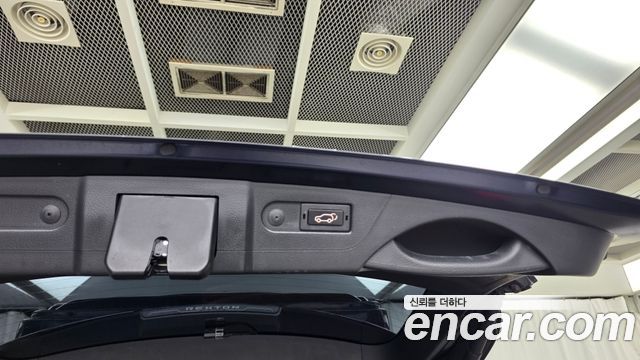 KG Mobility (SsangYong) G4 Rexton Diesel 2.2 2WD Majesty 2018 — фото 31